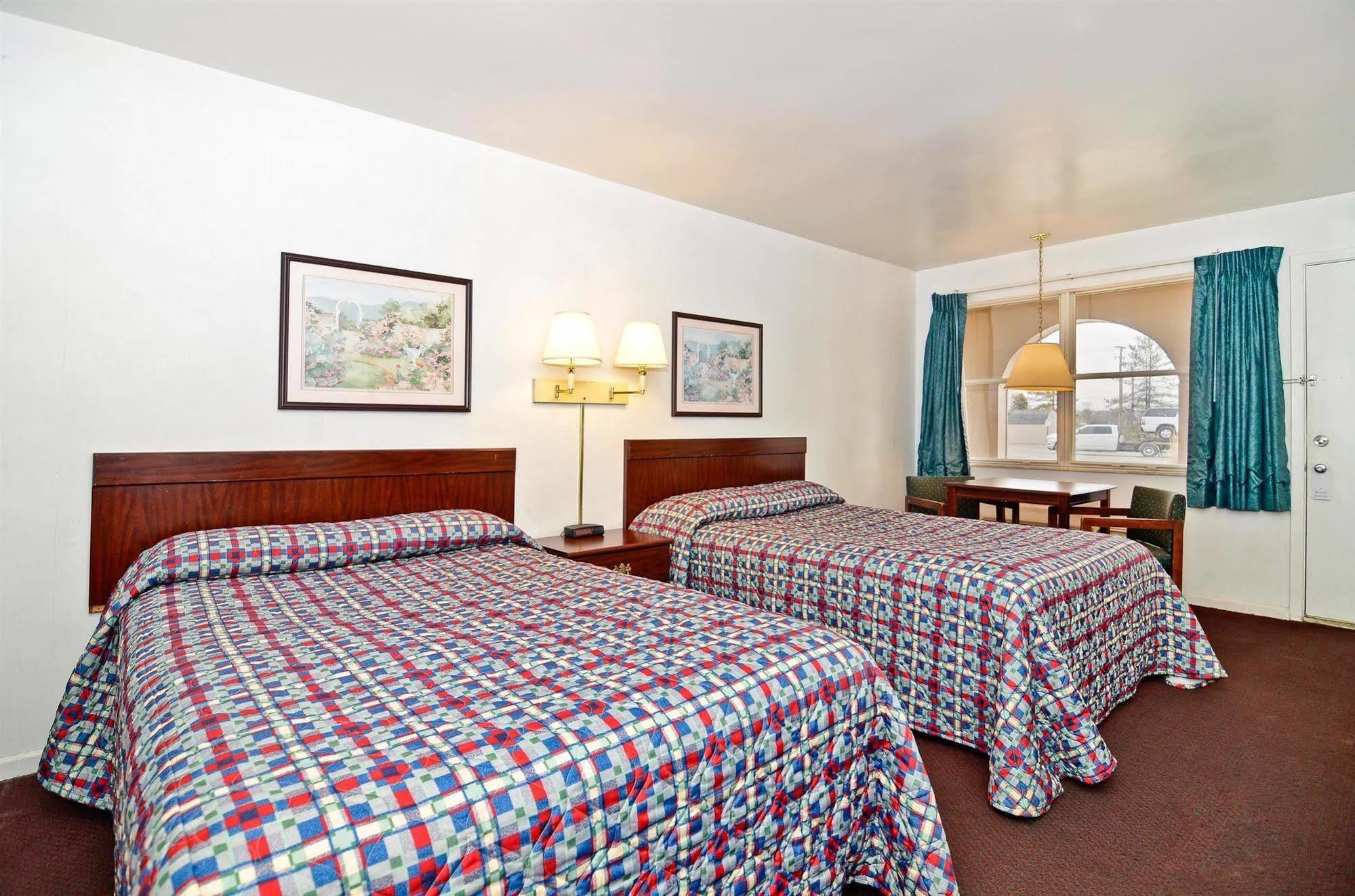 Americas Best Value Inn Chillicothe Exterior foto